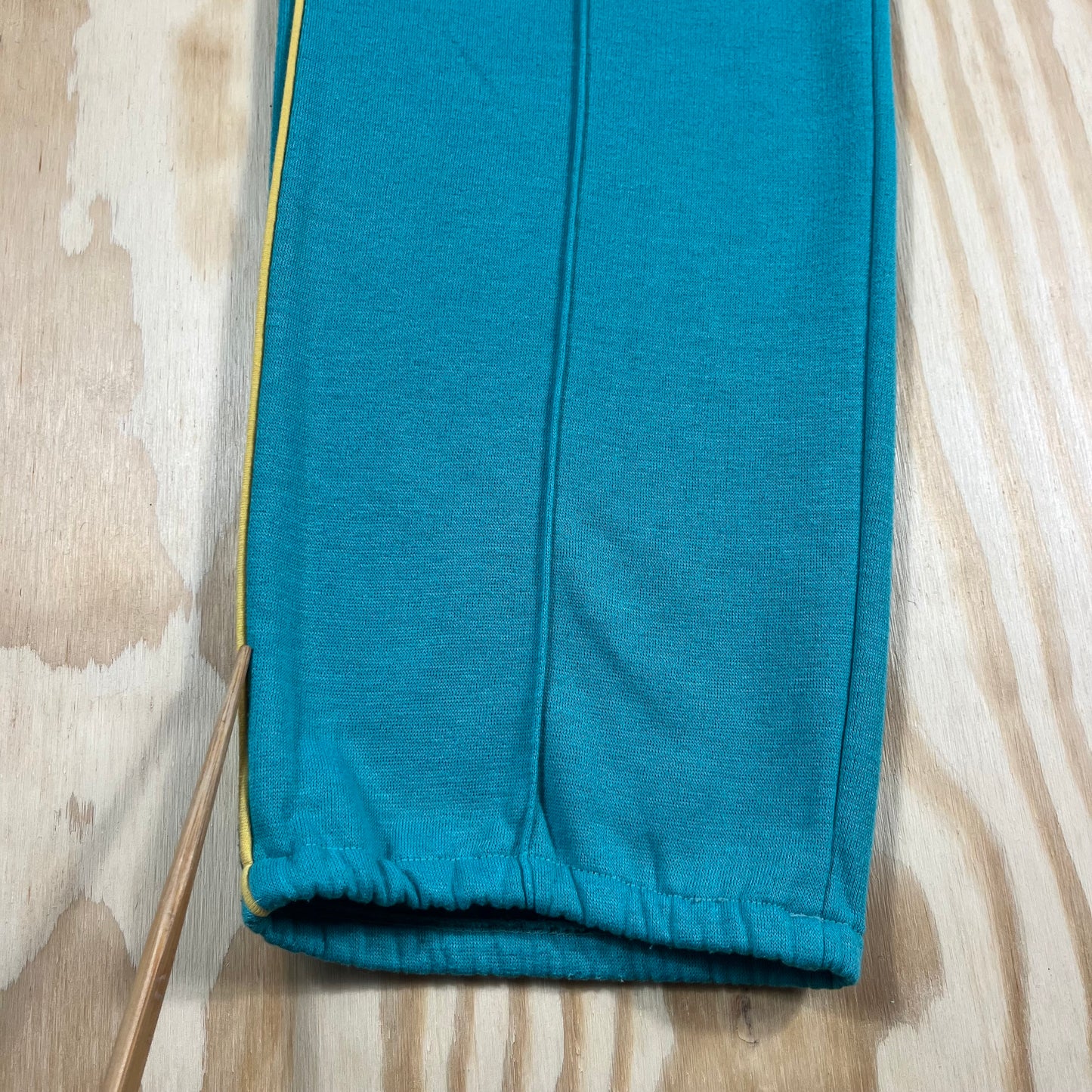 80s VTG teal pintuck racing stripe joggers - S/M