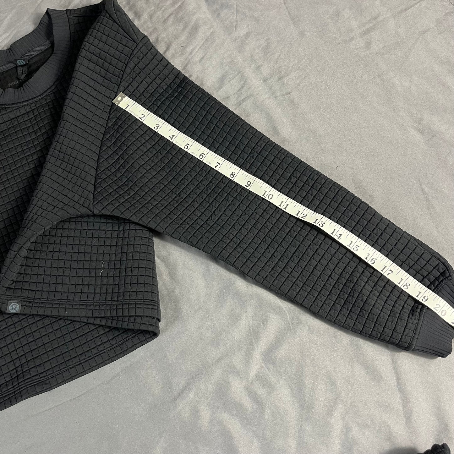 preloved Lululemon Lab quilted cropped long sleeve + jogger set -  M/L