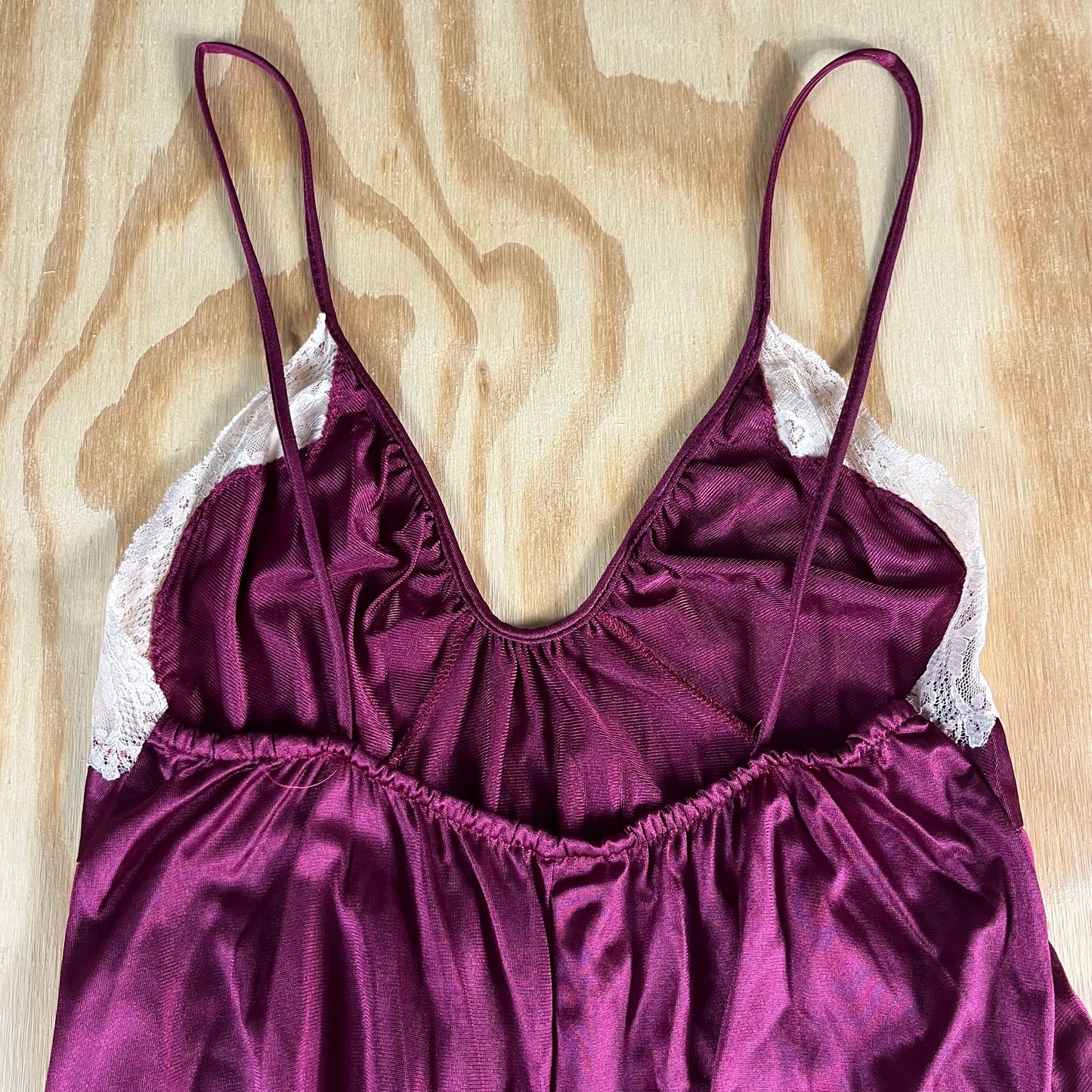 80s VTG G's plum liquid satin lace nightgown - XS/S