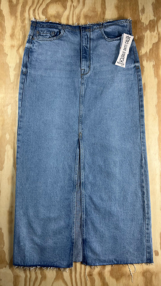 NWT kensie Retro Luxe raw hem split front denim maxi skirt - W10/M30
