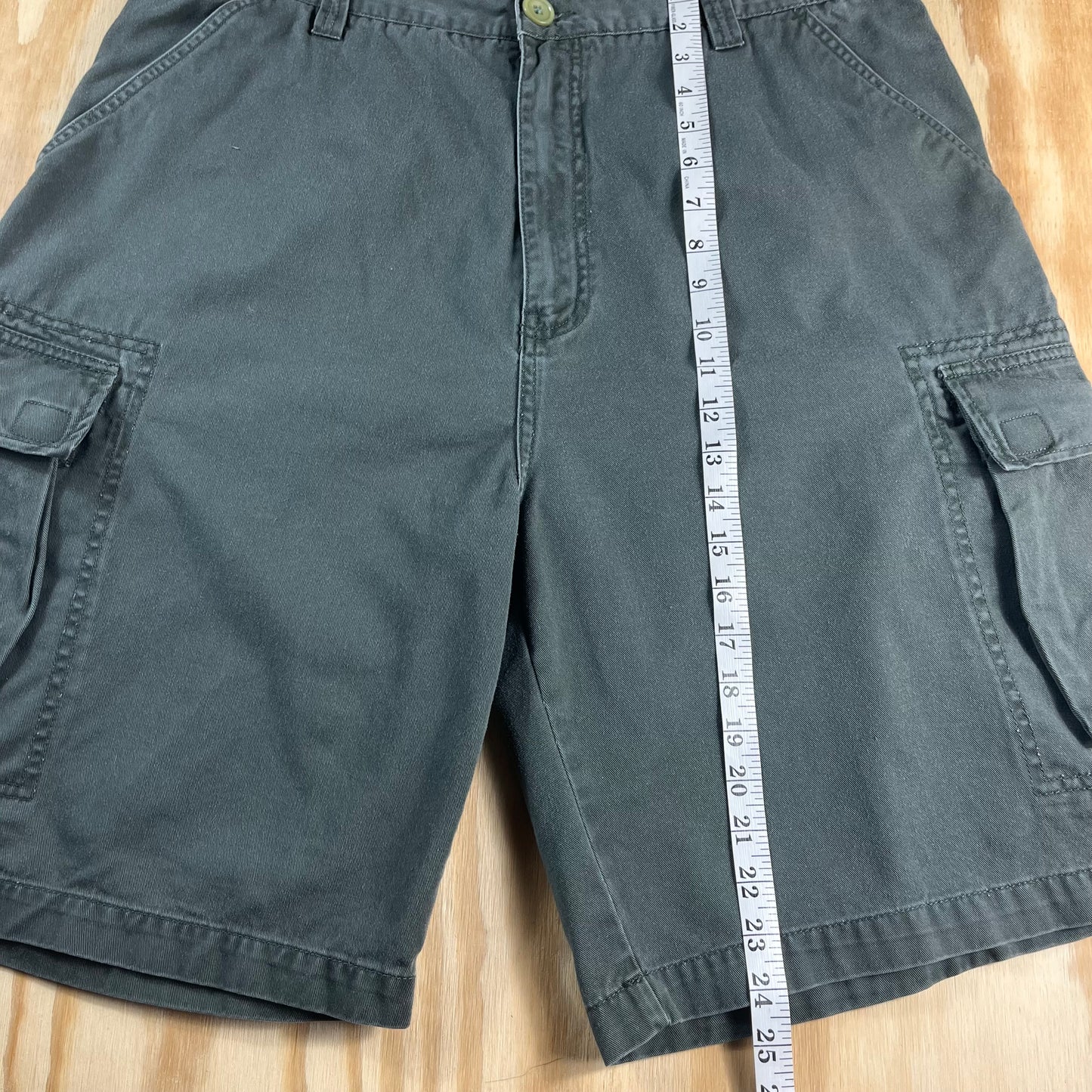 Y2K vintage OTB One Tough Brand heavy cotton cargo shorts - 40 - M40/W2X
