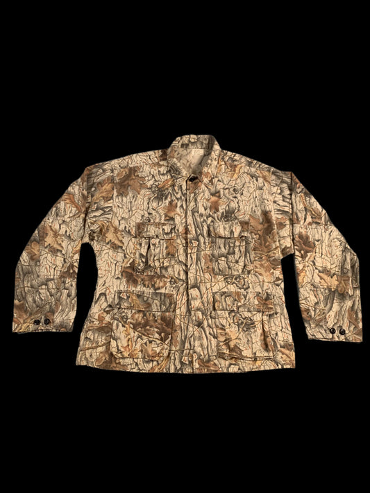 VTG camo trucker jacket - size L/XL