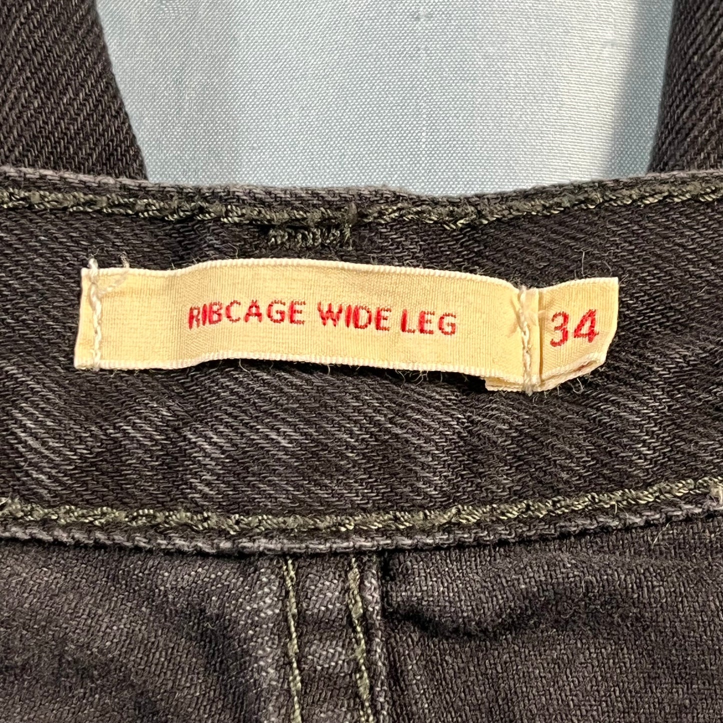 preloved Levi's Premium "Ribcage" wide leg jeans - 34x34