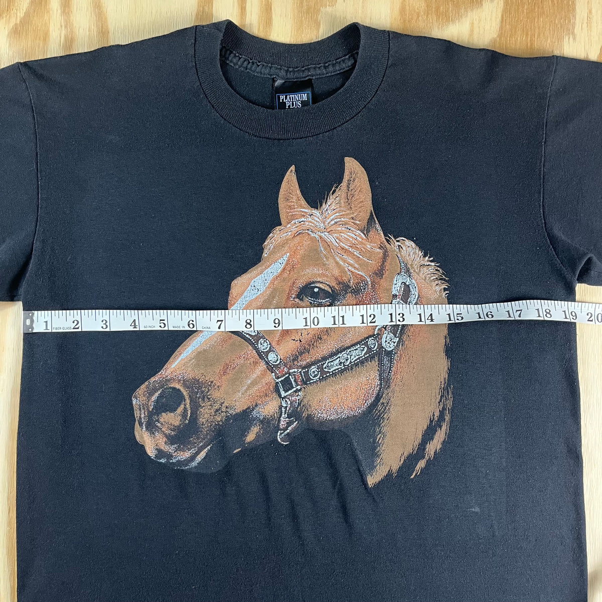 90s VTG Platinum Plus horse graphic tee - S/M