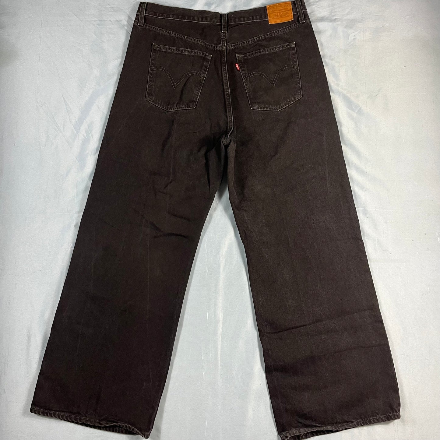 preloved Levi's Premium "Ribcage" wide leg jeans - 34x34