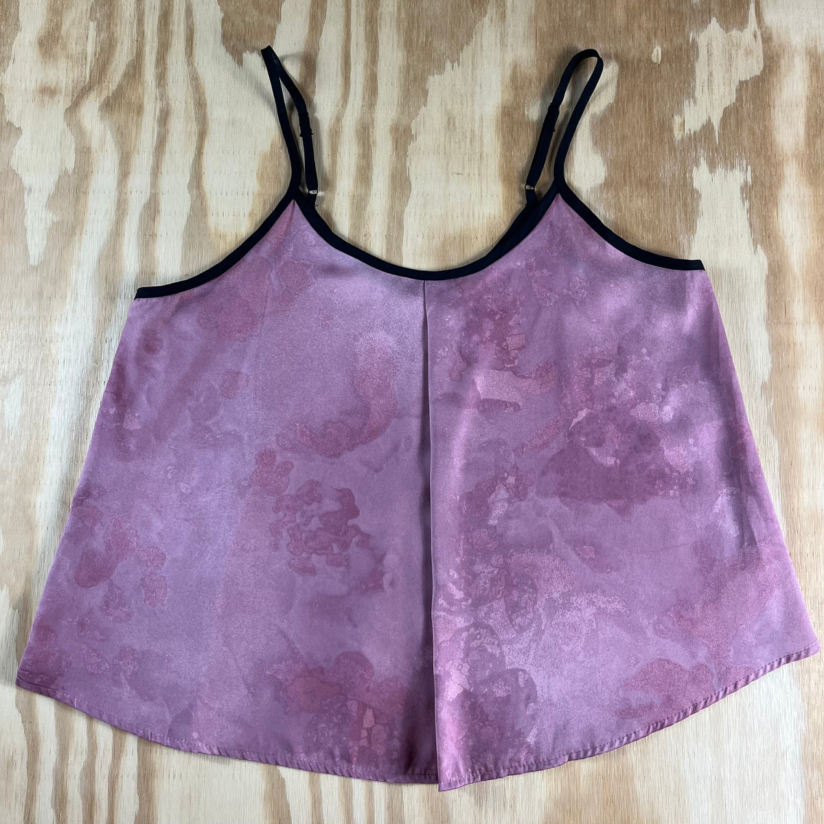 preloved DKNY mauve watercolor satin pleated camisole - S/M