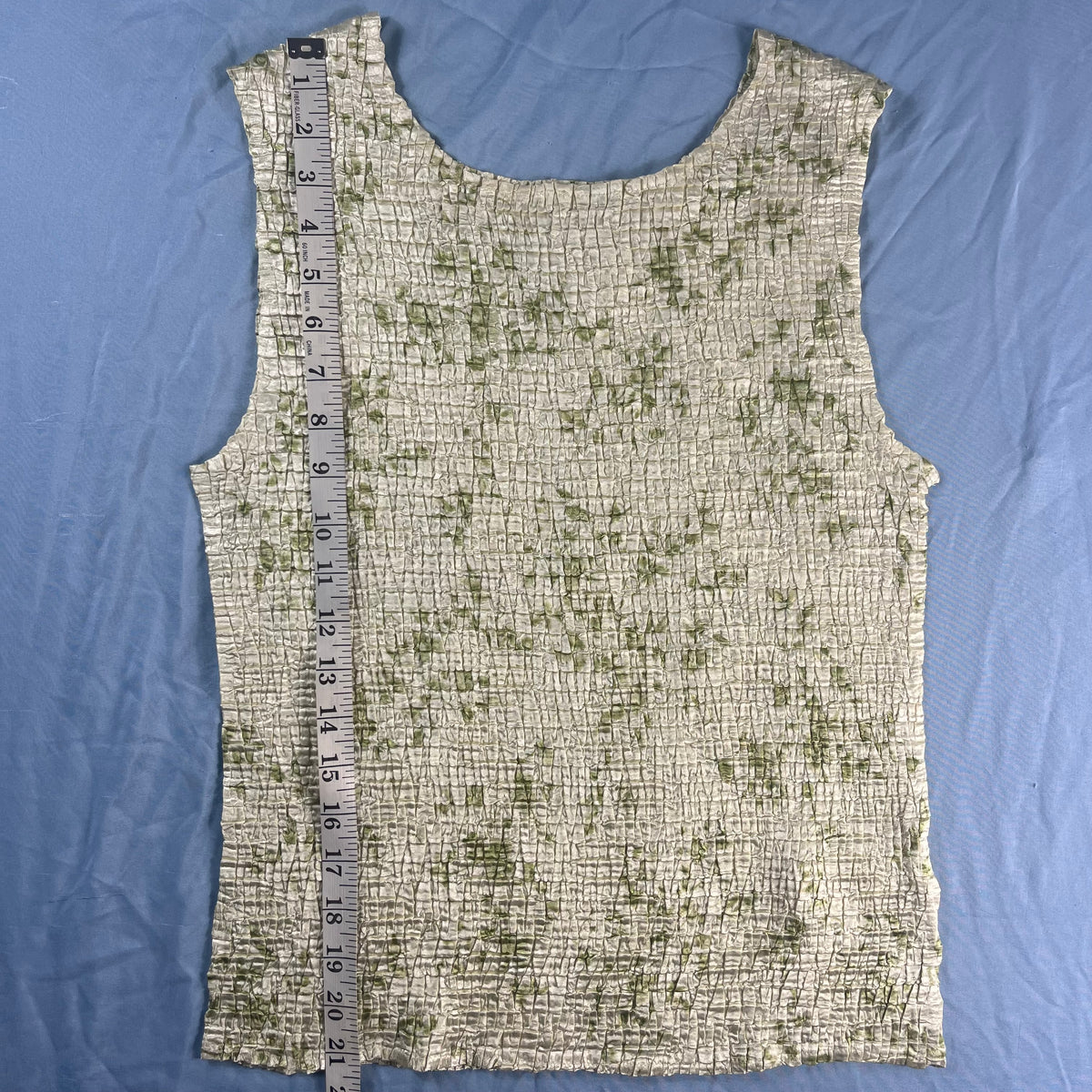 Y2K VTG Casual Corner Annex sage green crinkle popcorn tank top - S/M