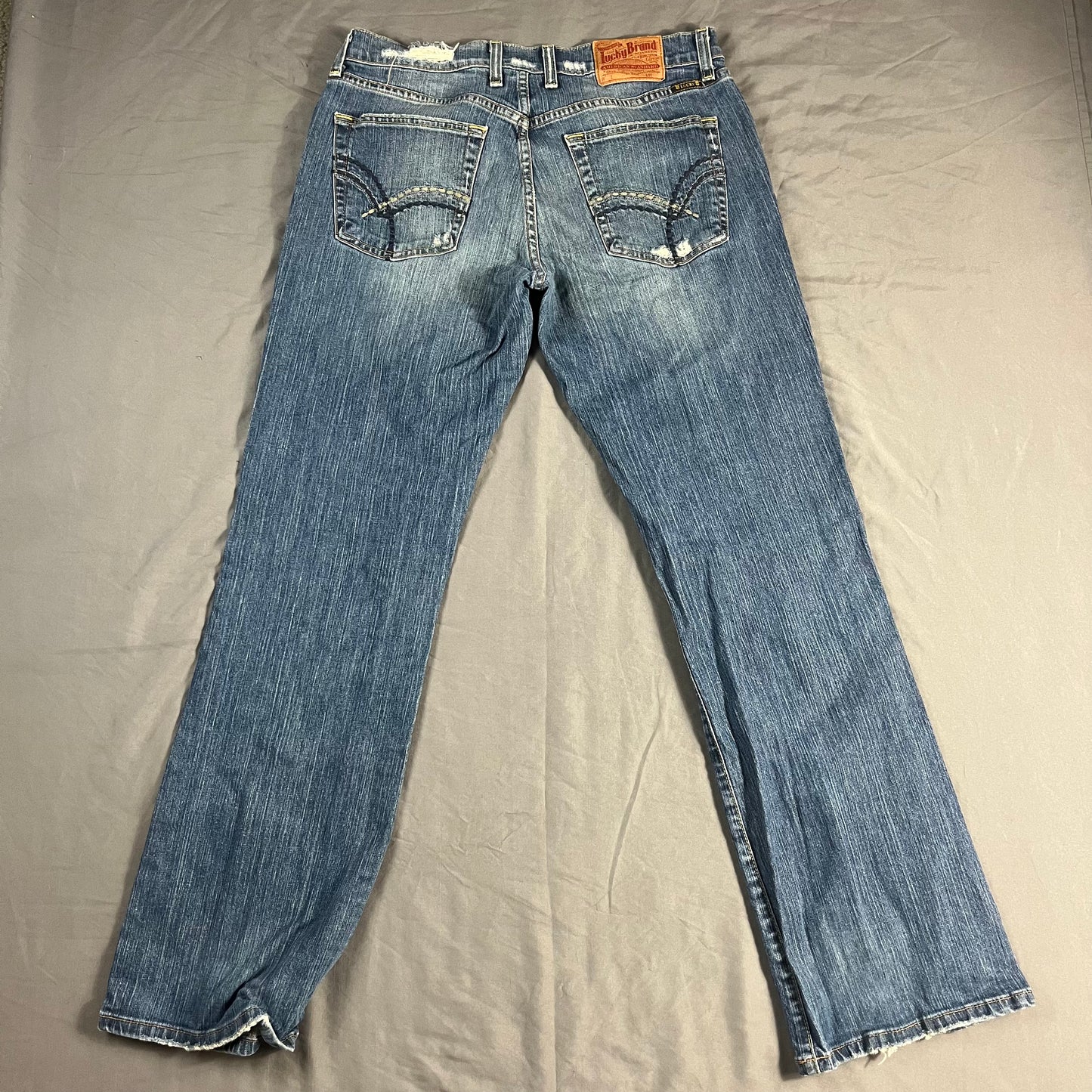preloved Lucky Brand mid rise jeans - 33x32